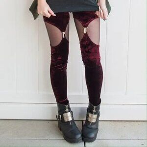 WIDOW Garter Belt Pants Womens Small Wine‎ Crushed Velvet High Waist Leg Harness
